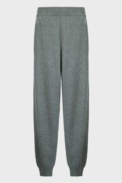The Row Ardo Cashmere Joggers In Grey