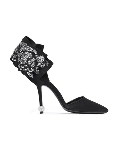 Roger Vivier Pumps In Black