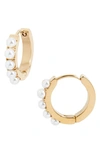 KNOTTY IMITATION PEARL MINI HOOP EARRINGS,KNE-259