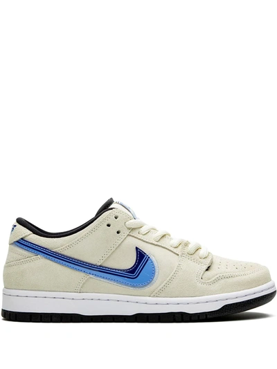 Nike Sb Dunk Low板鞋 In White