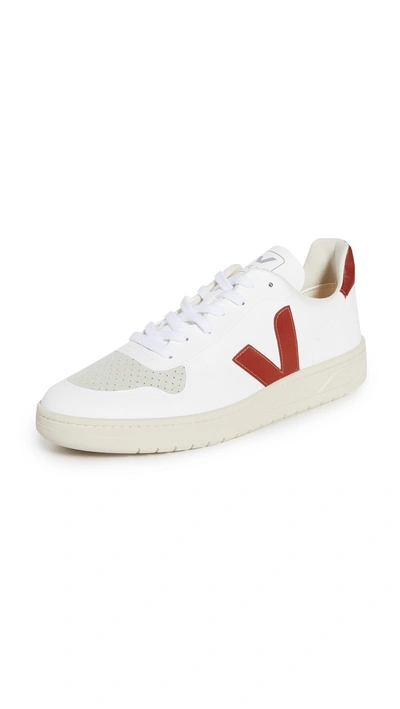 Veja V-10 Leather Low-top Sneakers In White,beige