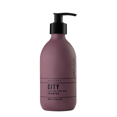 Larry King City Life Shampoo Bottle 300ml In Colorless