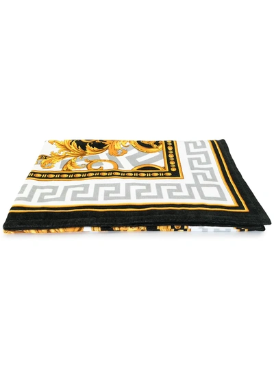 Versace Home Les Coupe De Dieux Beach Towel In Multicolour