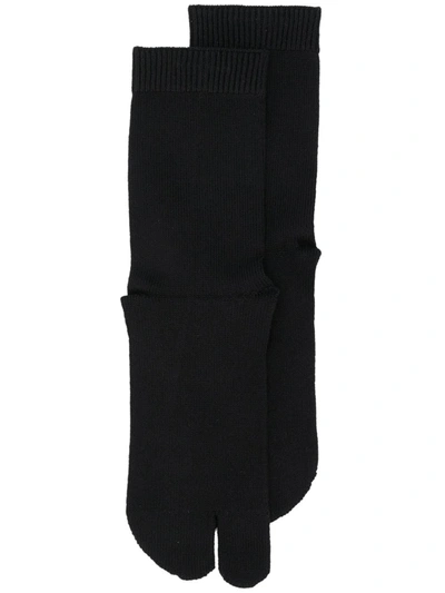 Maison Margiela Split-toe Wool-blend Socks In Black