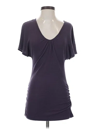 Pre-owned 2b Bebe Short Sleeve Top Purple Scoop Neck Tops