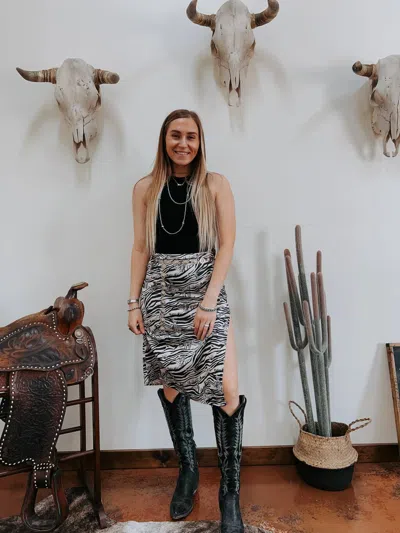 2flyco Wild Thing Slit Skirt In Black/white