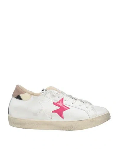 2star Woman Sneakers White Size 5 Leather In Neutral