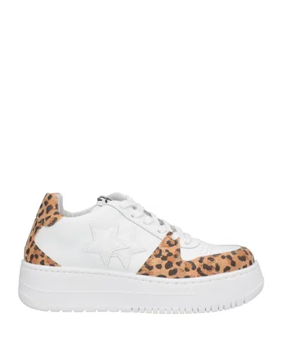 2star Sneakers In White