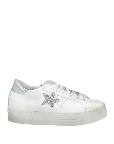 2star Woman Sneakers White Size 7 Leather