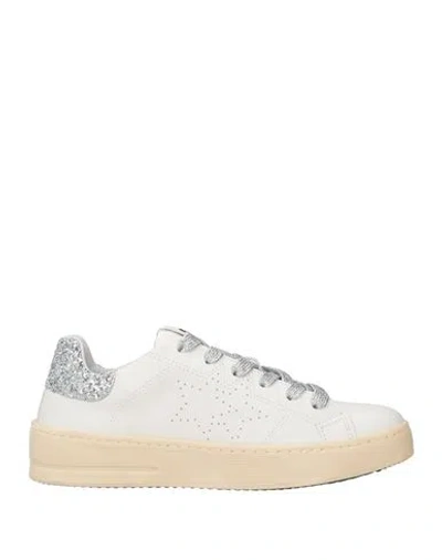 2star Woman Sneakers White Size 9 Leather