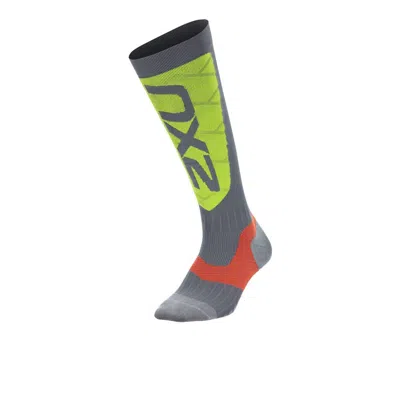 2xu Men's Elite Compression Alpine Socks In Grey/green In Multi
