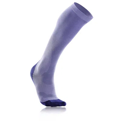 2xu Women's Compression Performance Run Sock In Lavender/vibrant Purple In Blue