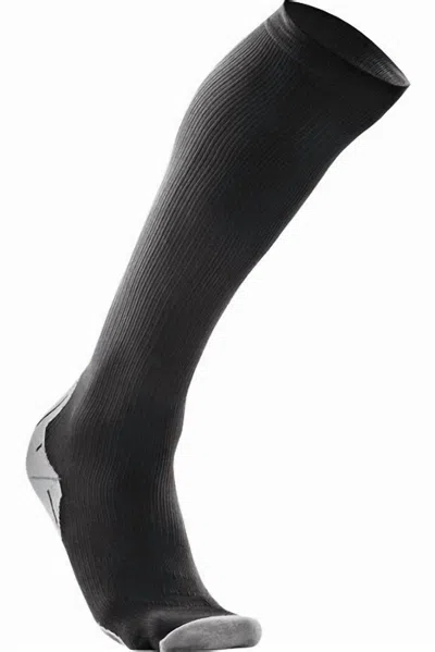 2xu Women's Compression Recovery Socks In Black