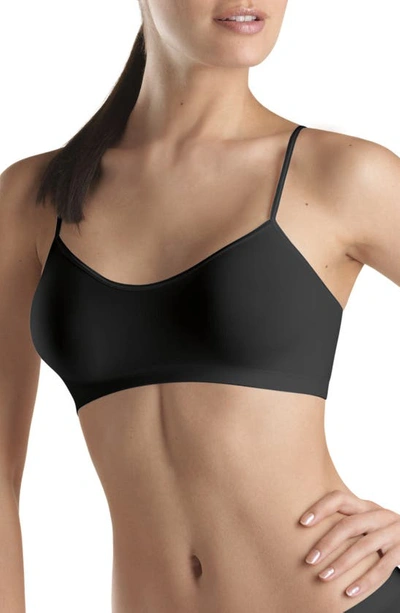 Hanro Touch Feeling Spaghetti Strap Crop Top In Black