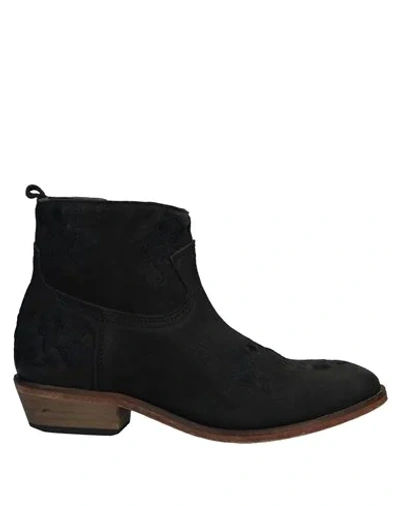 Catarina Martins Ankle Boot In Steel Grey