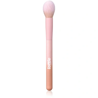 Lottie London Lf010 Tapered Highlighter Brush