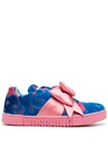 MOSCHINO PATTERNED BOW DETAIL SNEAKERS