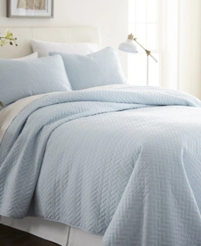 Ienjoy Home Home Collection Premium Ultra Soft Herring Pattern Quilted Coverlet Set, Queen In Pale Blue