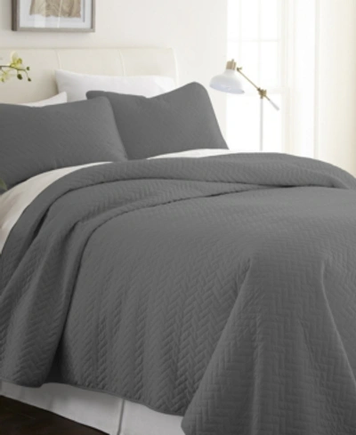 IENJOY HOME HERRINGBONE LIGHTWEIGHT QUILTED COVERLET SET, QUEEN