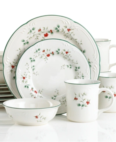 Pfaltzgraff Winterberry 16-piece Set, Service For 4