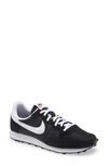 Nike Challenger Og Low-top Sneakers In Black/white