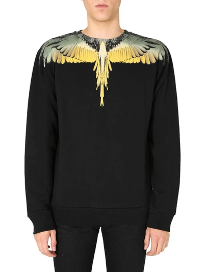 Marcelo Burlon County Of Milan Marcelo Burlon Wings Print Crew Neck Sweatshirt In Black,yellow,khaki