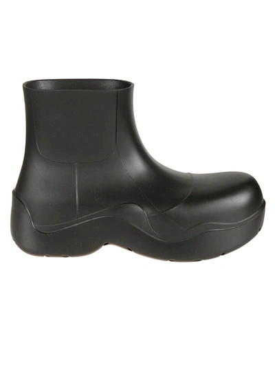 Bottega Veneta Tasseled Derby Shoes In Black