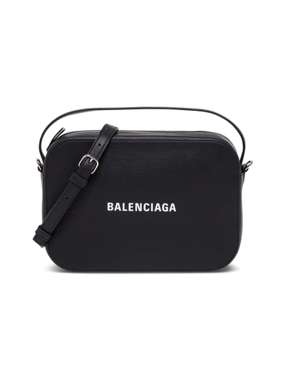Balenciaga Everyday S Crossbody Bag In Hammered Leather In Black
