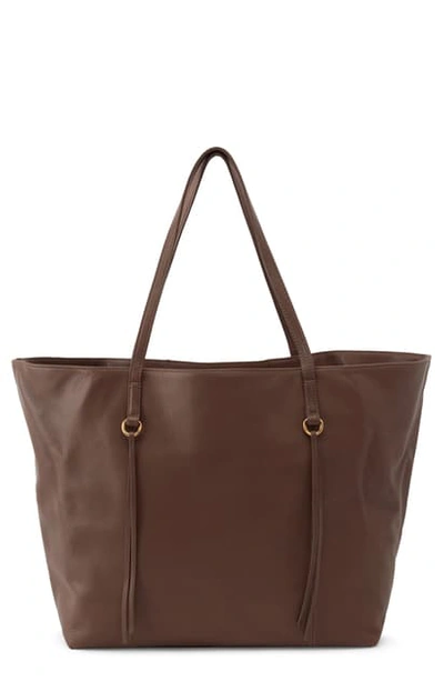 Hobo Kingston Leather Tote In Acorn