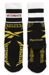 VETEMENTS X REEBOK CUT UP METAL LOGO SOCKS,UE51SO200B 1053