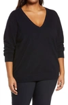 VINCE WEEKEND V-NECK CASHMERE SWEATER,VE74978133