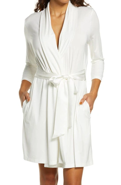 Fleur't Iconic Short Dressing Gown In Ivory