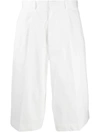 Alexander Mcqueen Sartorial Baggy Shorts In White