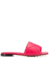 Bottega Veneta Rubber Lido Leather Sandals In Fuchsia