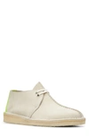 Clarksr Clarks Desert Trek Chukka Boot In Off White Suede