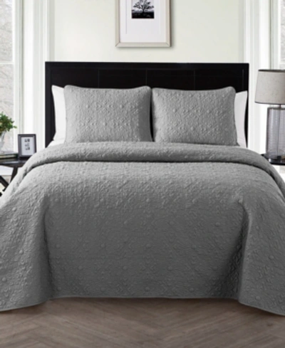 Vcny Home Caroline Embossed 3-piece Full/queen Quilt Set In Grey