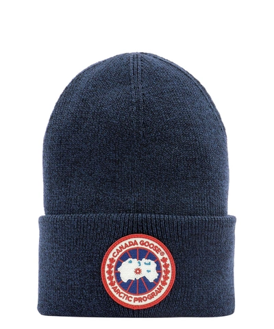 Canada Goose Logo-patch Knitted Beanie In Blue