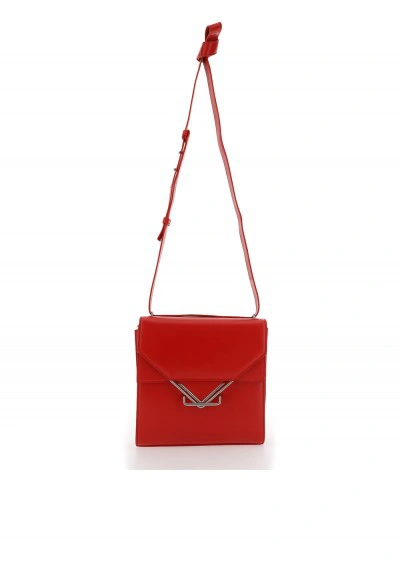 Bottega Veneta The Clip Shoulder Bag In Chilli Red