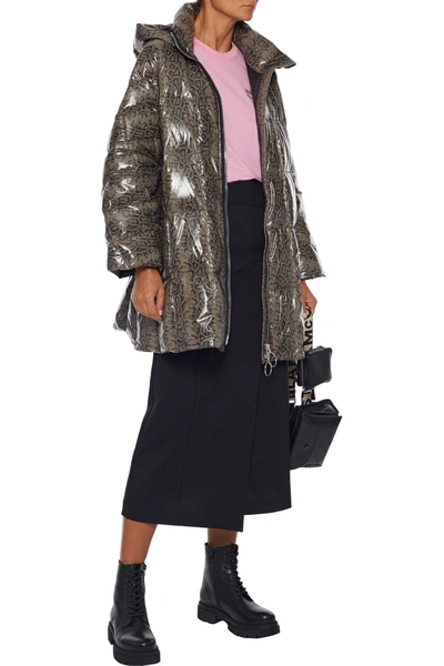 Ienki Ienki Cropped Pyramide Snake-print Quilted Coated-shell Hooded Down Coat In Brown Snake