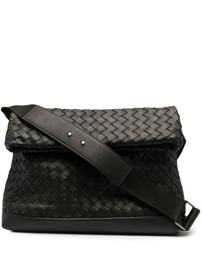 Bottega Veneta Intrecciato Hydrology Leather Messenger Bag In Black