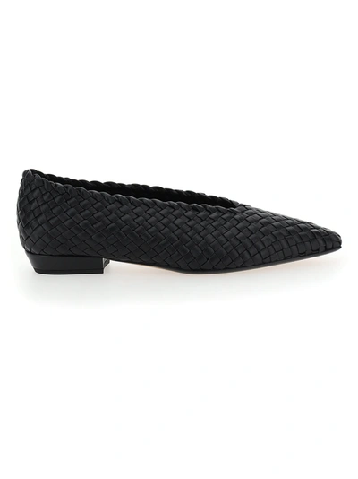 Bottega Veneta Intrecciato Almond-toe Ballerina Shoes In Black