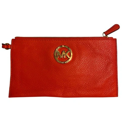 Pre-owned Michael Kors Leather Clutch Bag In Red