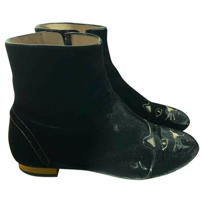 Pre-owned Charlotte Olympia Kitty Boots In Black