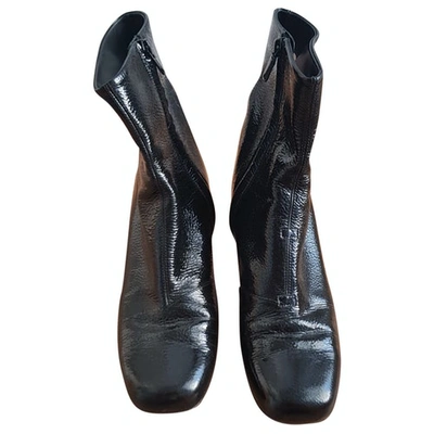 Pre-owned Roger Vivier Leather Boots In Black