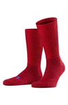 Falke Men's Walkie Light Sport Spirit Wool-blend Socks In Scarlet