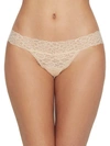 Maidenform Sexy Must Have Lace Thong In Latte Lift