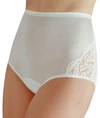 Vanity Fair Lace Nouveau Brief In Star White