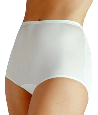 Vanity Fair Classic Ravissant Full Brief In Star White