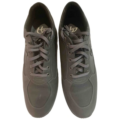 Pre-owned Byblos Leather Low Trainers In Grey