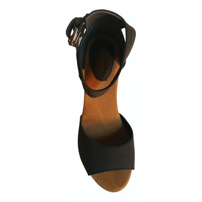 Pre-owned Selected Leather Mules & Clogs In Black